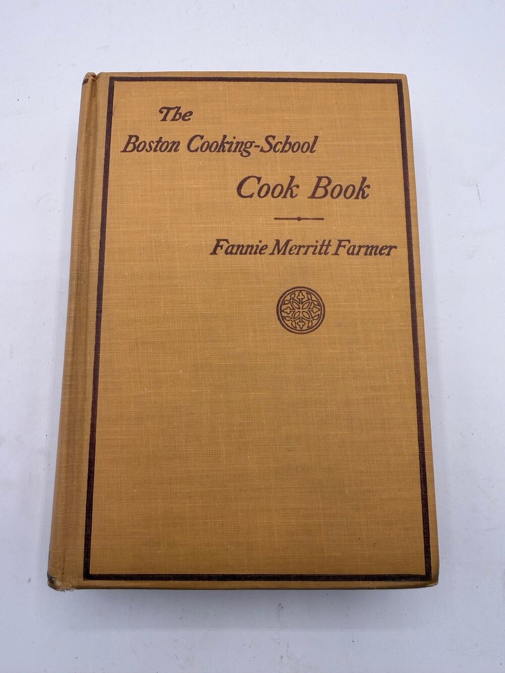 The Boston Cooking-School Cook Book-Fannie Merritt Farmer (1921 Revised Edition)